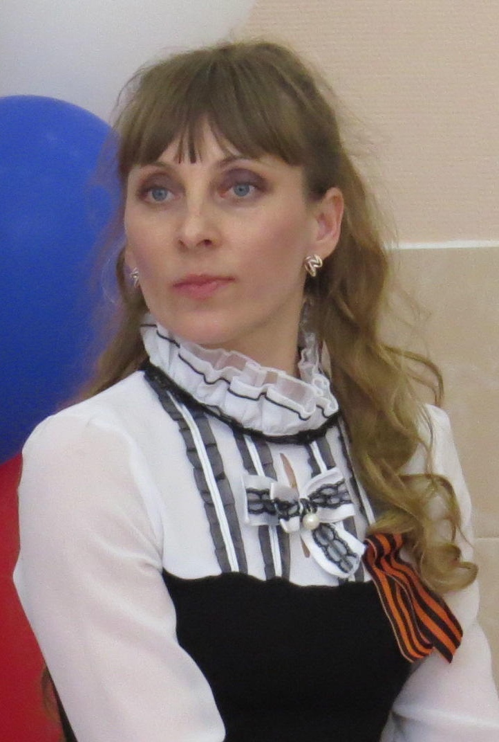 Сурикова Анжелика Леонидовна.