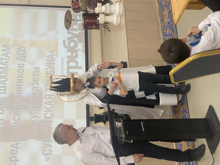 Поздравляем победителей и призеров первенства по быстрым шахматам на Кубок газеты «Сургутская трибуна».